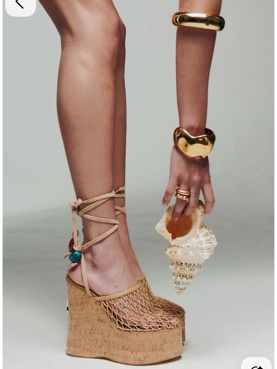 Naked Wolfe Iris Wedge shoes size 9/10